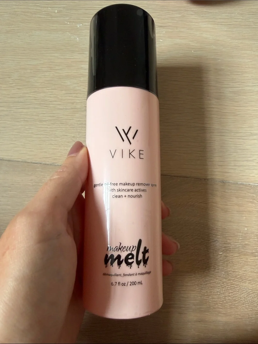 Makeup Melt Setting Spray - Pink